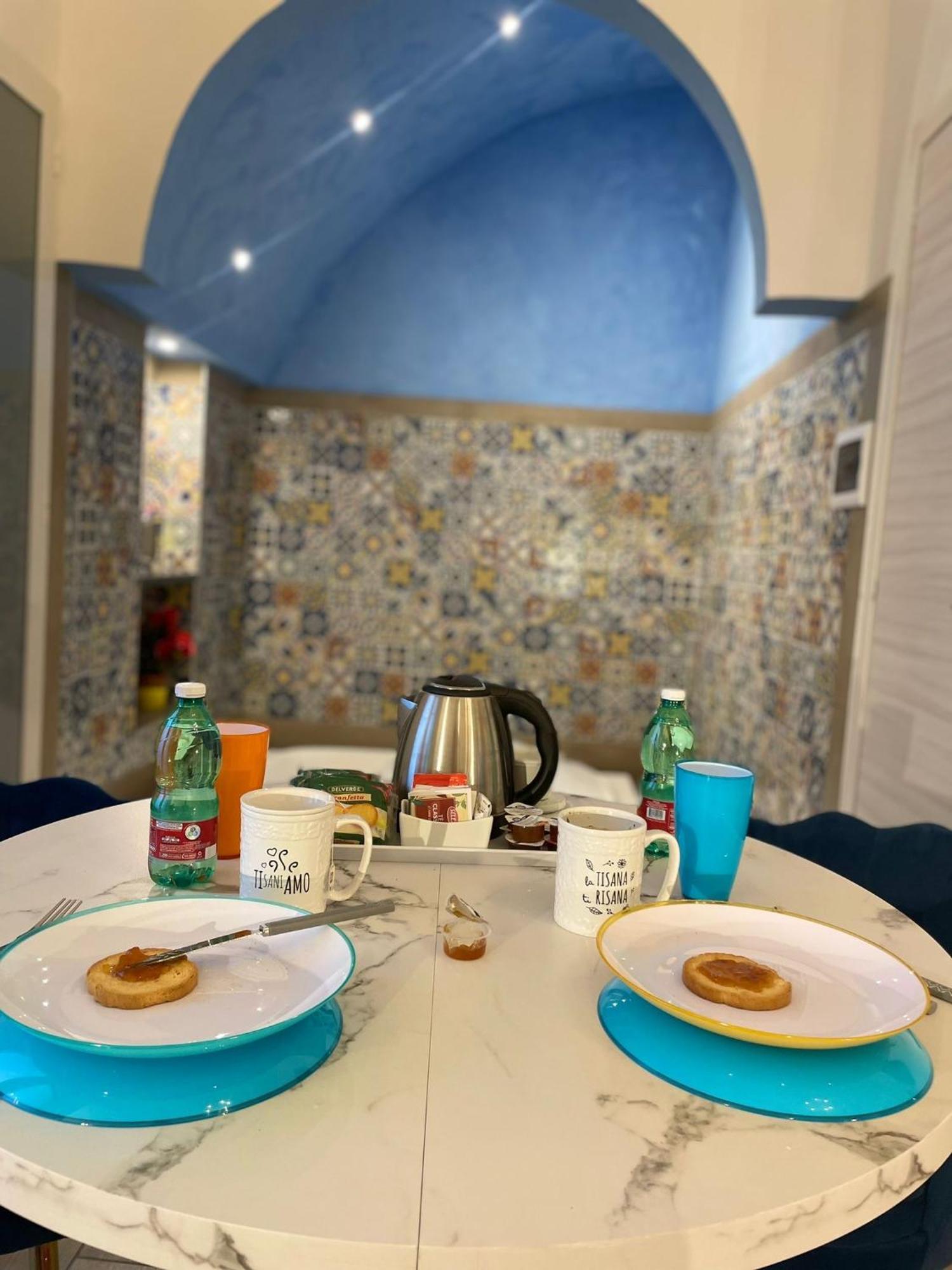 סורנטו San Nicola Suite & Mini Apartment מראה חיצוני תמונה