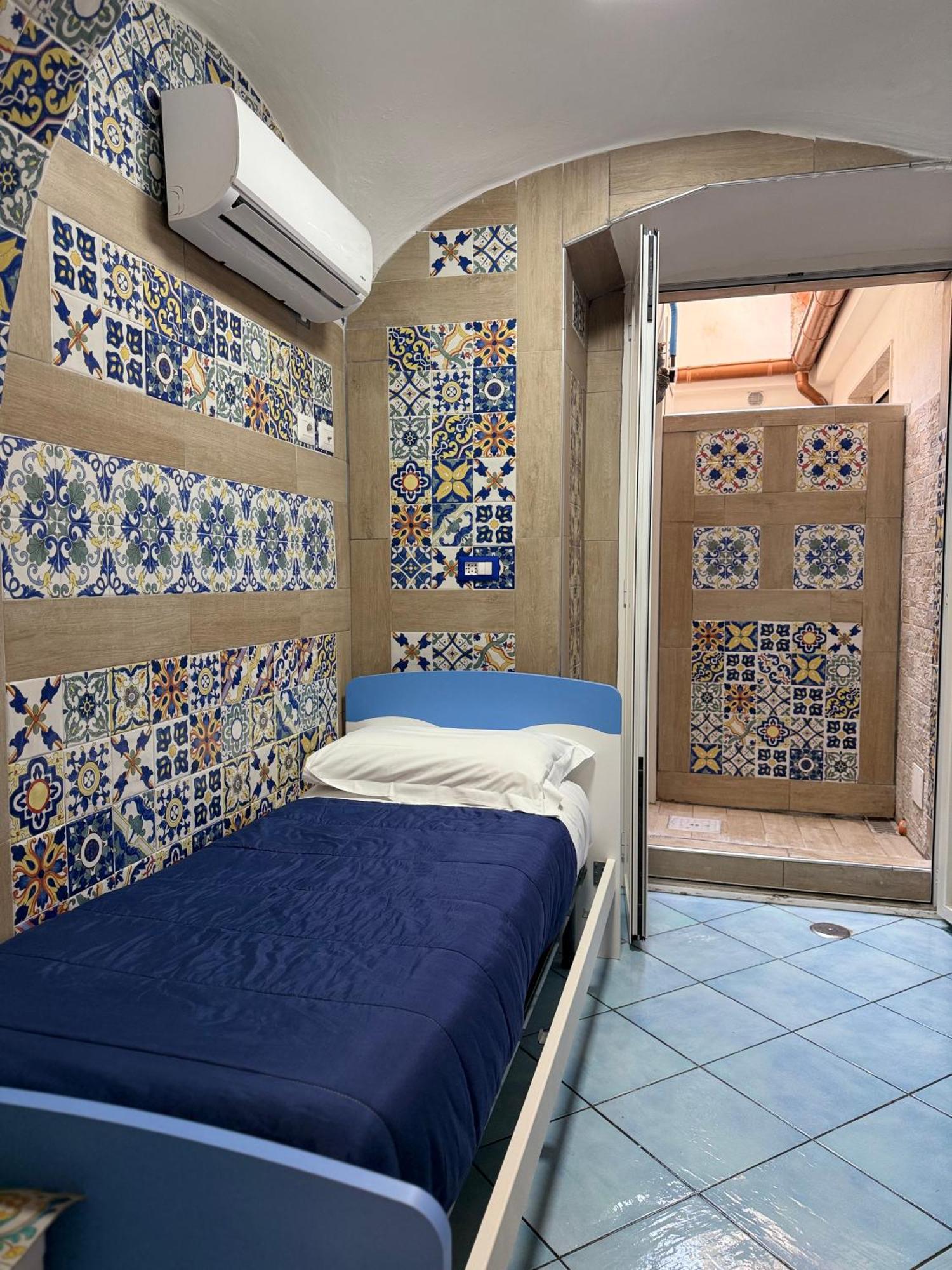 סורנטו San Nicola Suite & Mini Apartment מראה חיצוני תמונה